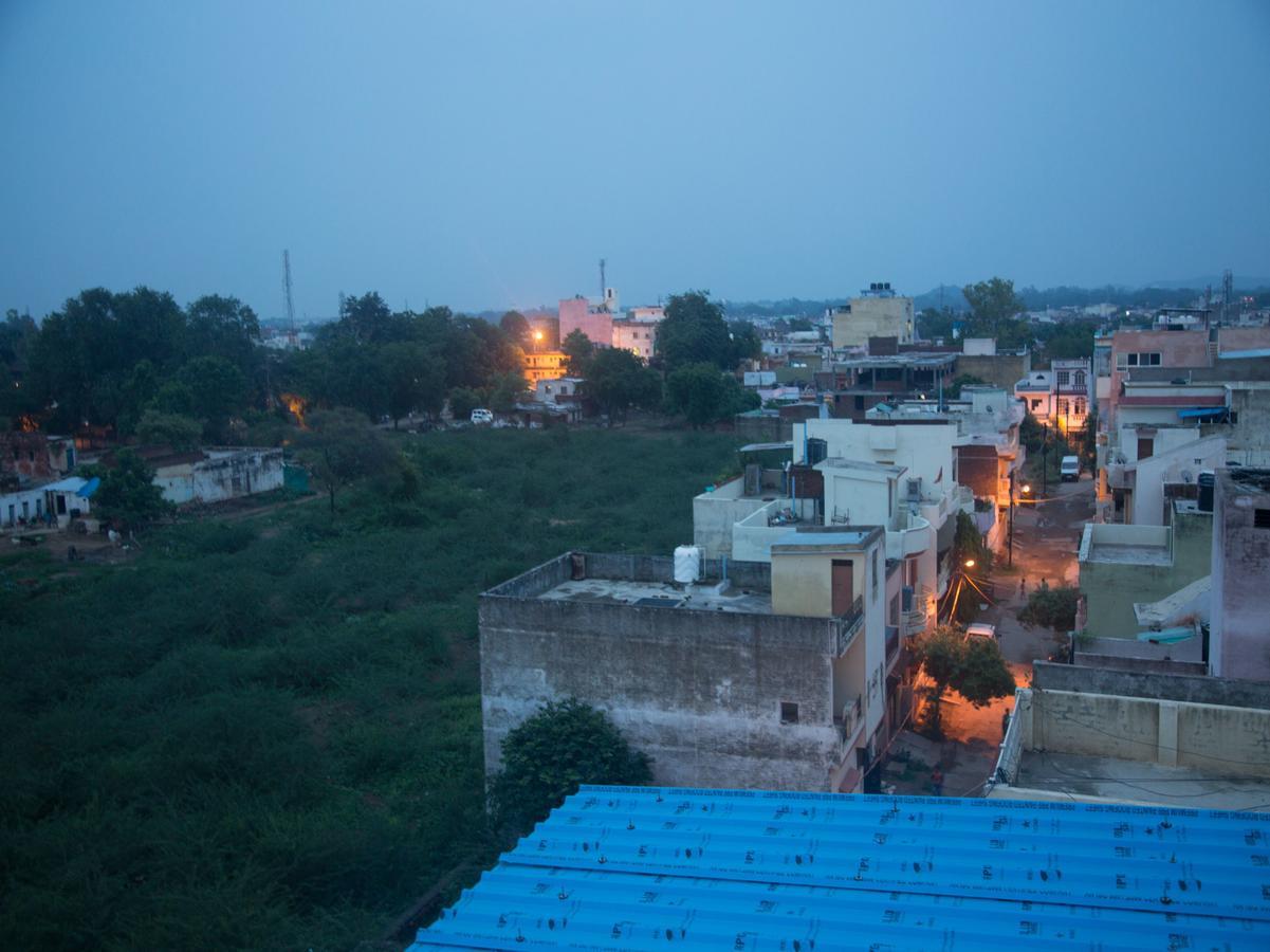 Oyo 9123 Baghban Residency Hotel Gwalior Luaran gambar